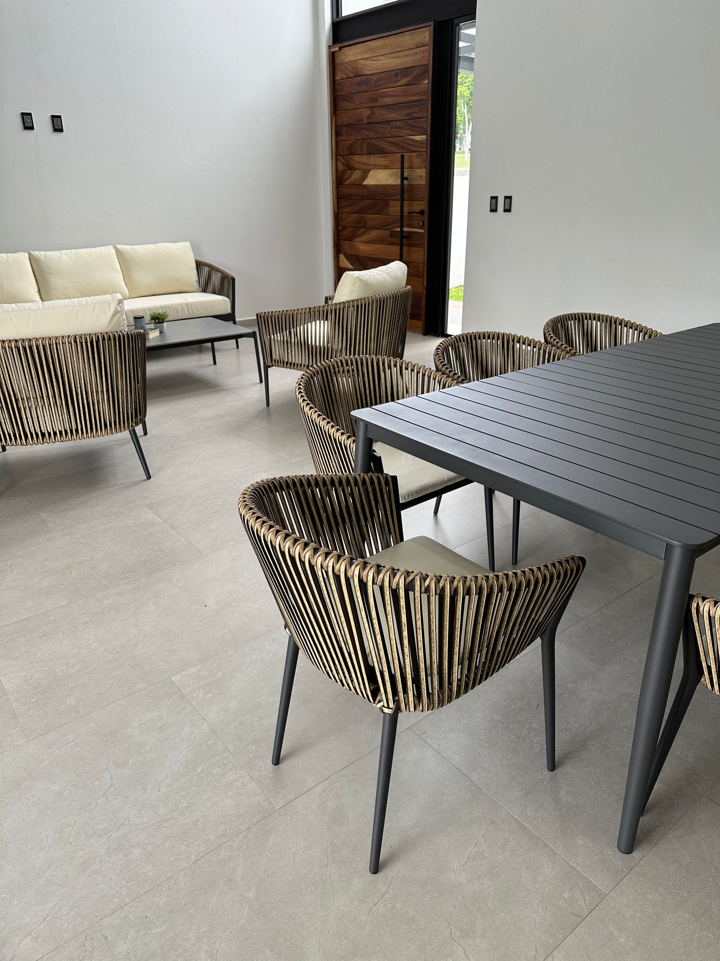 MESA COMEDOR RECTANGULAR LAIKA