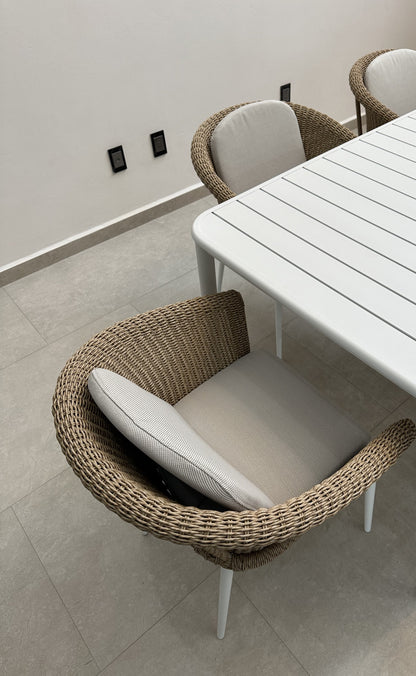 MESA COMEDOR CUADRADA LAIKA